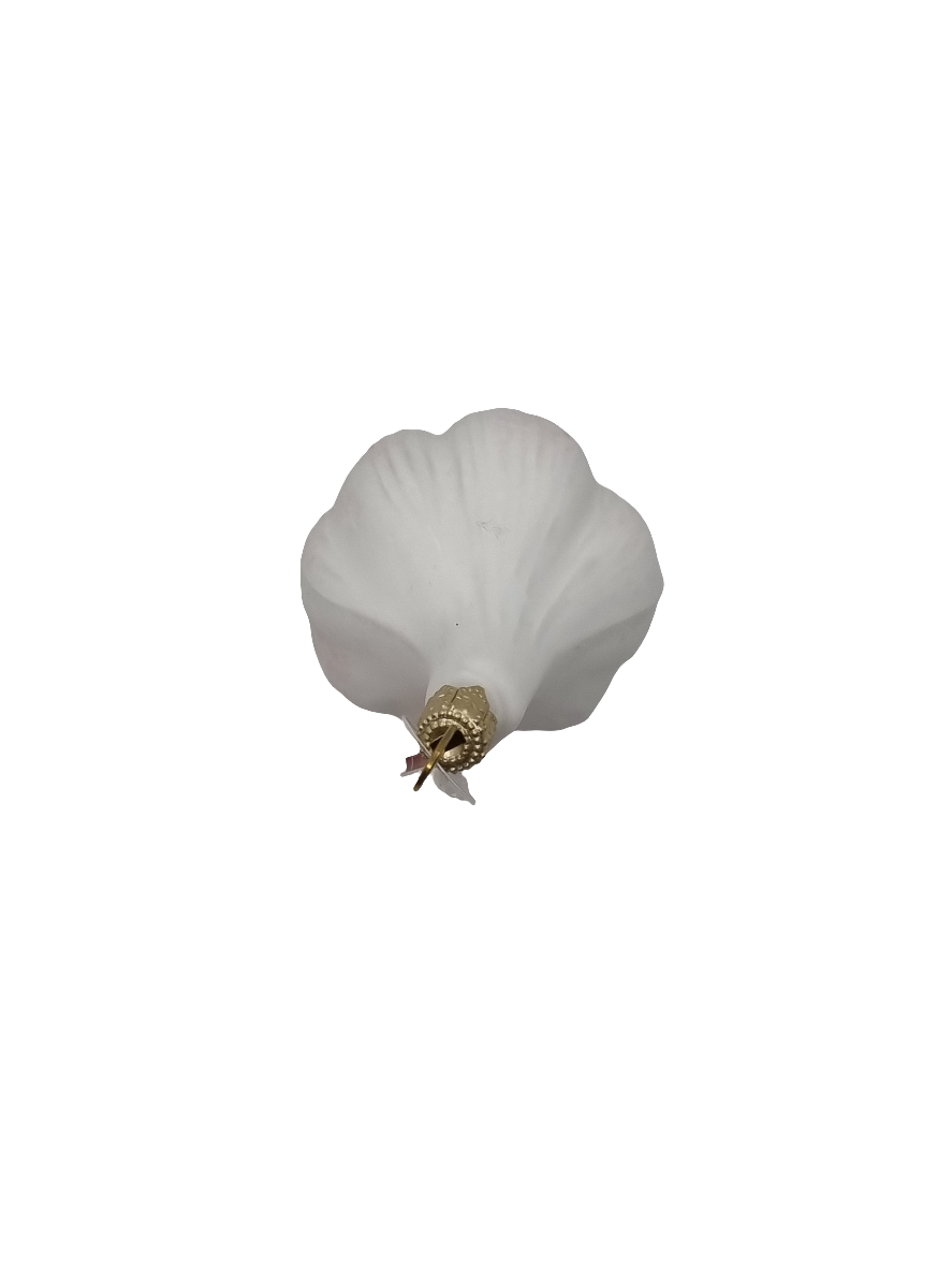 European Glass Christmas ornament of a Garlic whole (F)
