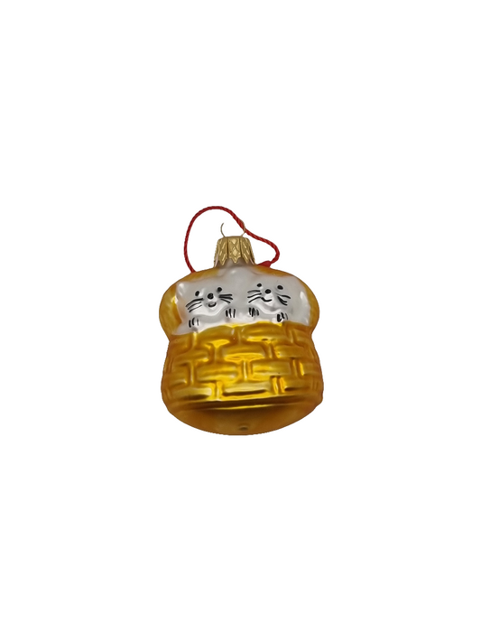 European Glass Christmas ornament of a Cats| Kittens in basket (D)