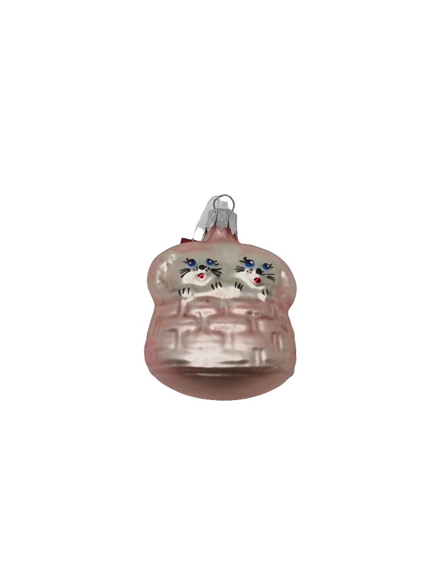 European Glass Christmas ornament of a Cats| Kittens in basket (F)