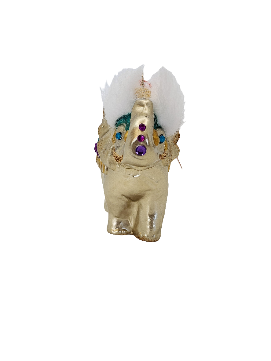 Elefantenfell mit Goldschmuck (U)