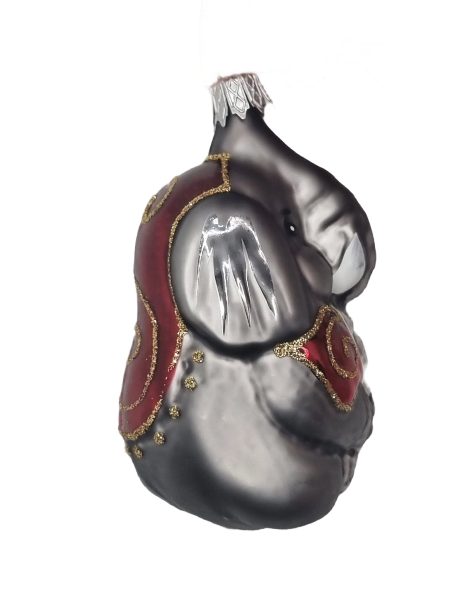 Sitzender Elefant mit rotem Rücken (H)