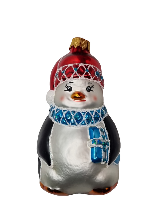 European Glass Christmas ornament of a Penguin with Scarf & Beanie (I)