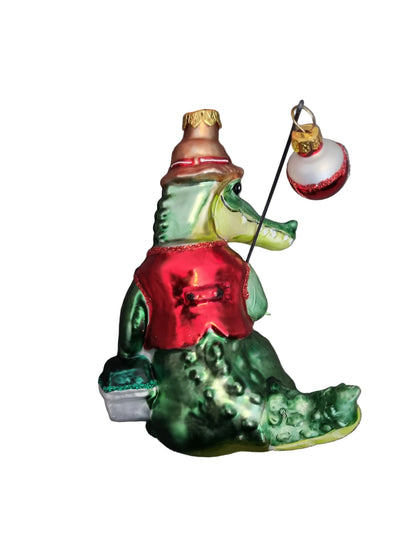 Alligator/Crocodile with Fishing Rod (S)